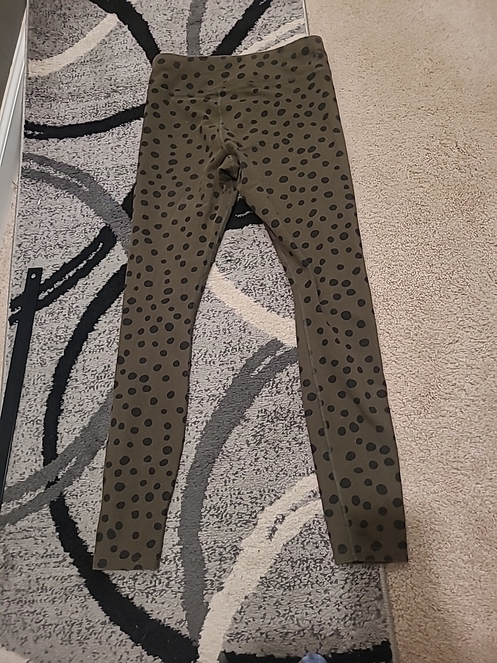 Pact organic cotton blend Olive cheetah print leggings Medium - Picture 8 of 9